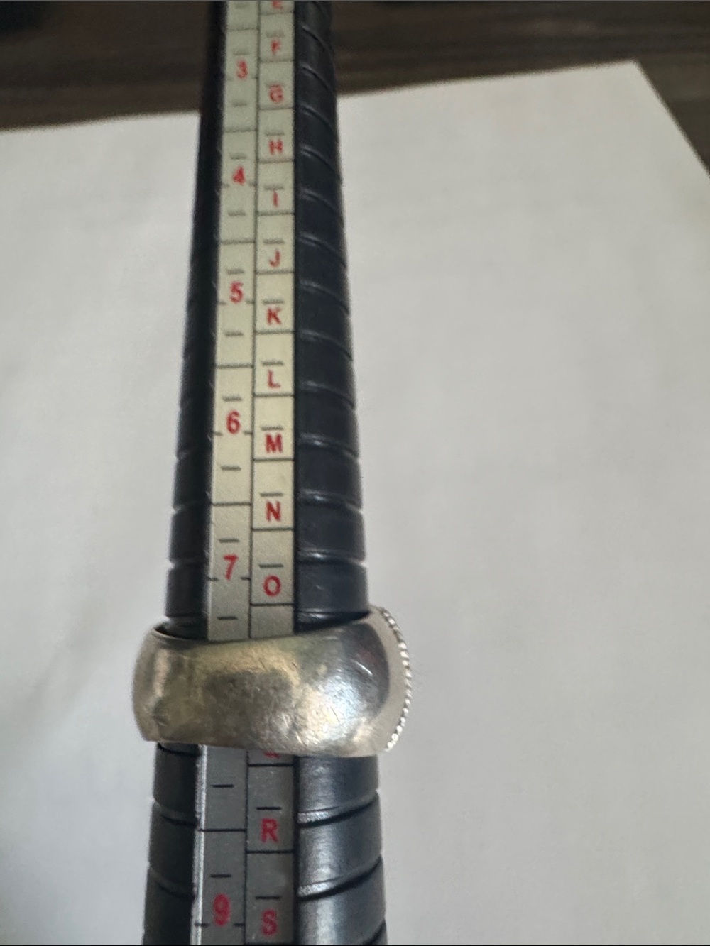 Vintage Bali-style silver wide cigar band ring, Tested. size 7.5 Not Magnetic - Picture 3 of 6